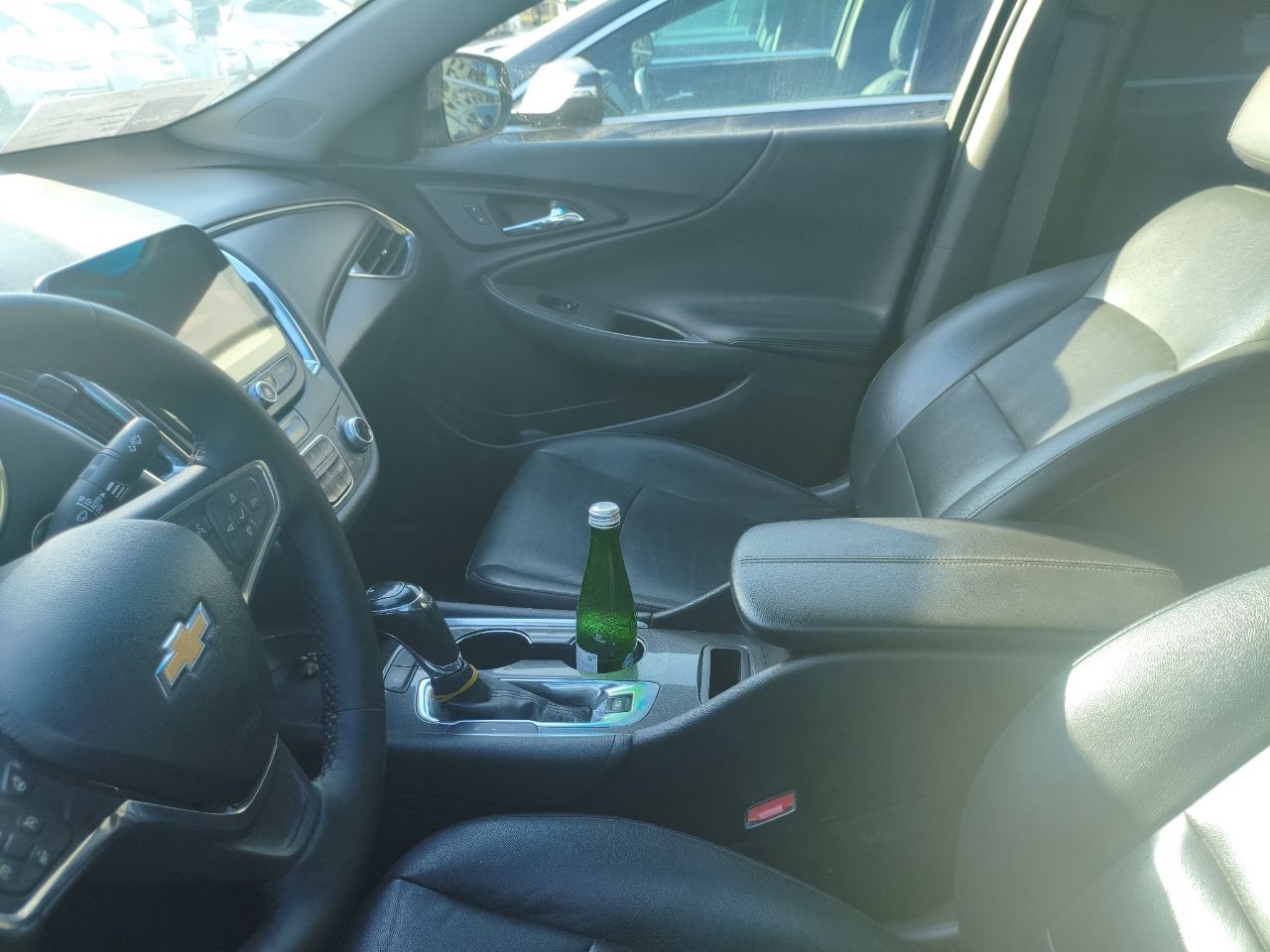 Malibu 2 2 Turbo premer qilingan tashqi tomoni