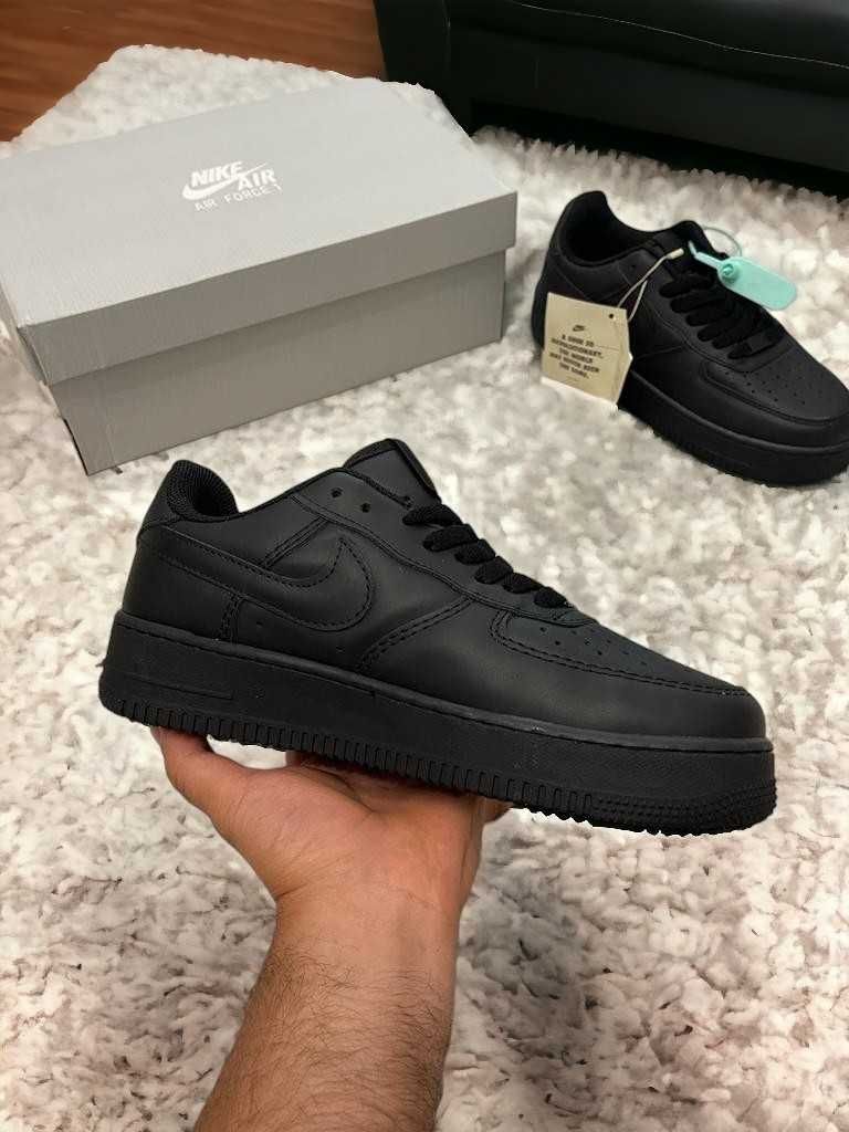 Adidasi Nike Air Force 1 Black