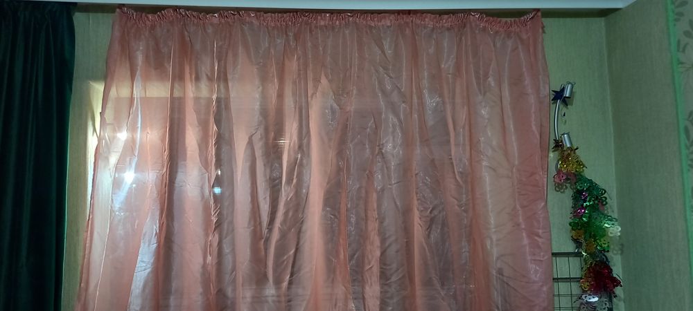 ТЮЛЬ  розового  цвета