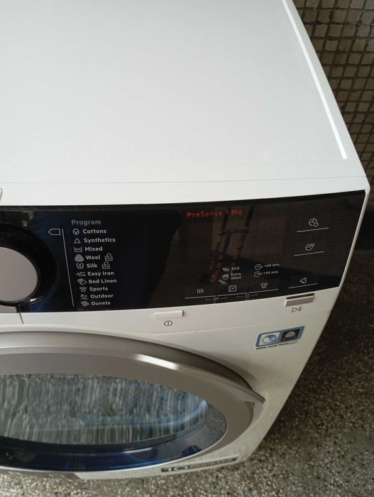 Сушилня Aeg 8000 неразличима от нова!