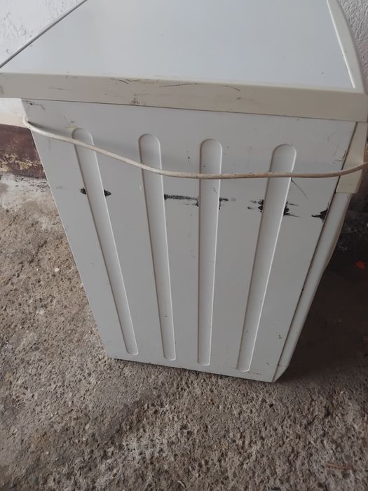 Vând mașină de spălat automata