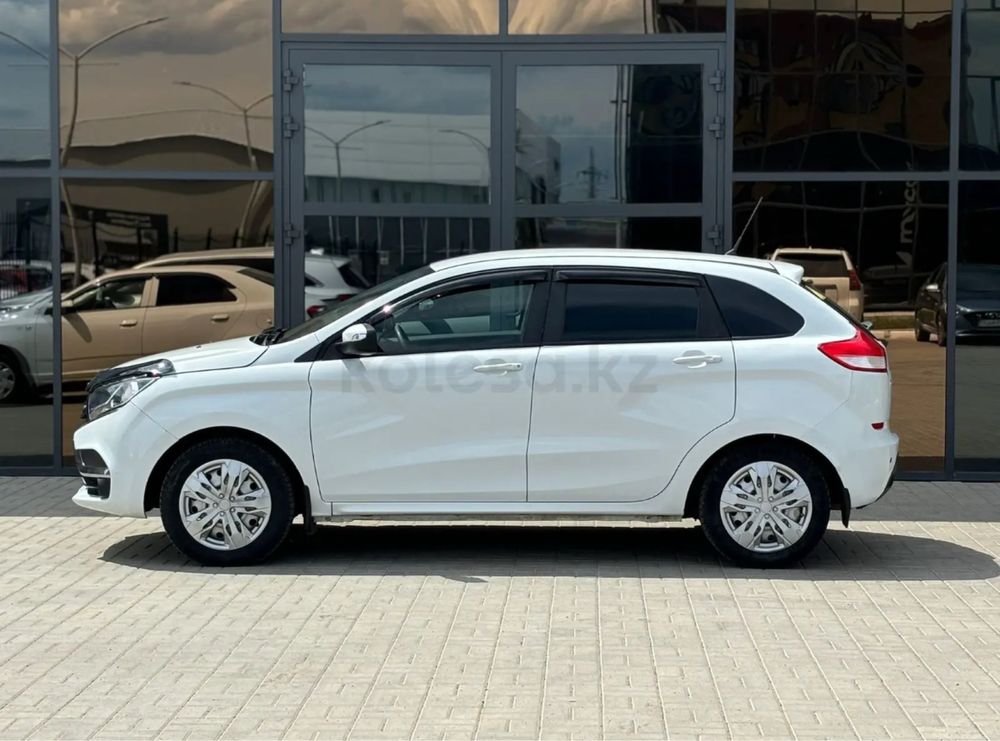 Лада xrey 2019 года