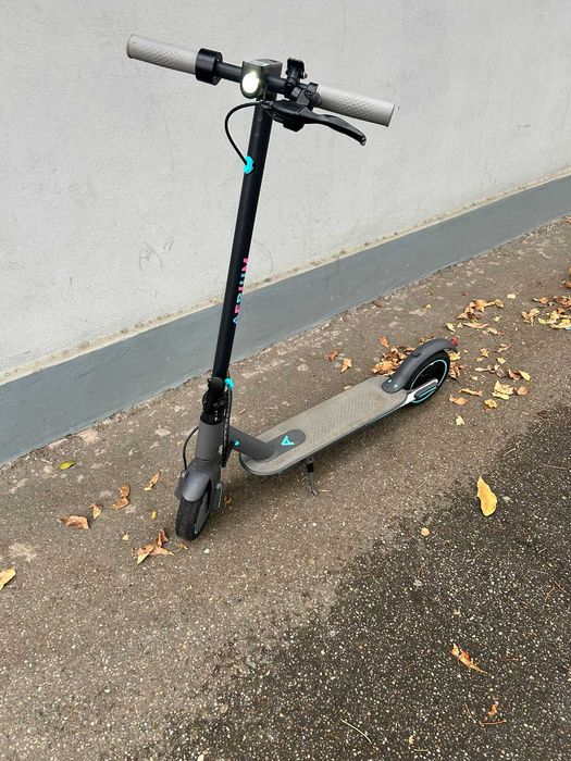 Vând trotinetă electrică Aerium T350 Pro albastră