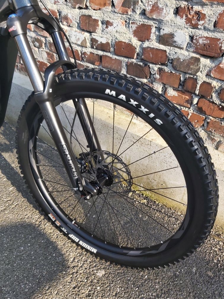 Giant Stance E + 2 Bicicleta electrica Full Suspension