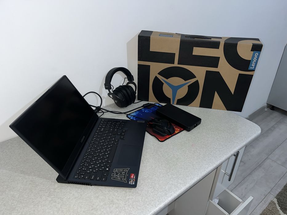Lenovo Legion 5 15ACH6H (R7 / 32GB / 1TB SSD / RTX3060)