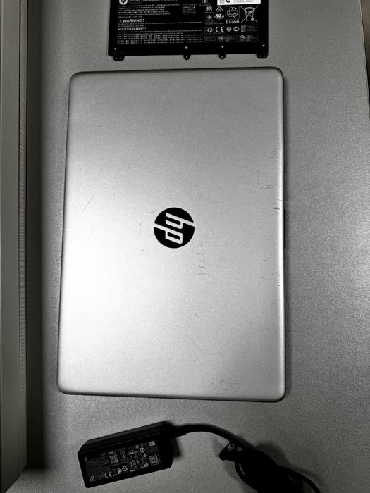 Vand Laptop Hp Pentru Piese