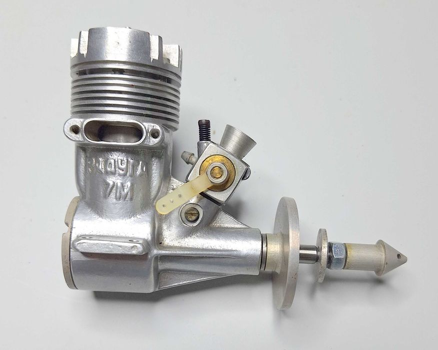 Motor termic aeromodele Raduga 7 cm cubi
