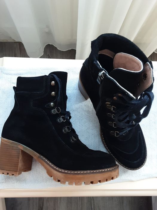Ghete Quazi din piele interior exterior - marime 38