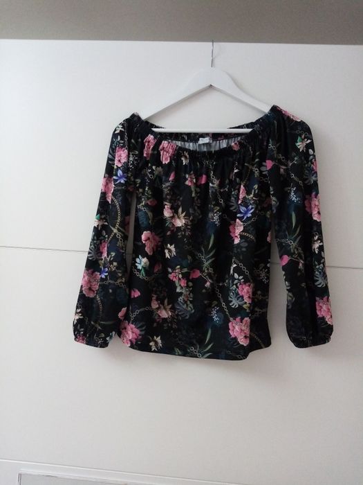 Bluza H&M, New Yorker 35 lei