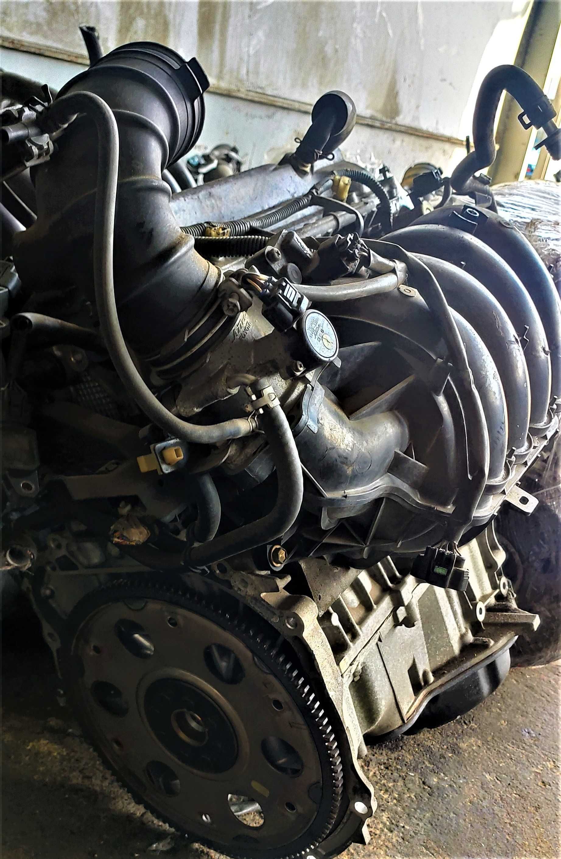 Двигатель на Toyota Highlander, 2AZ-FE (VVT-i), объем 2.4 л.