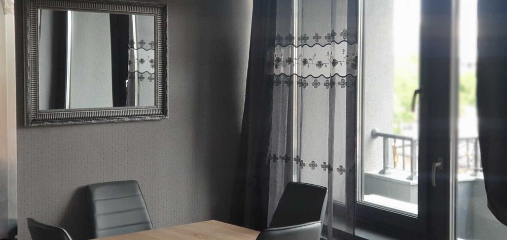 Отдавам под наем тристаен апартамент