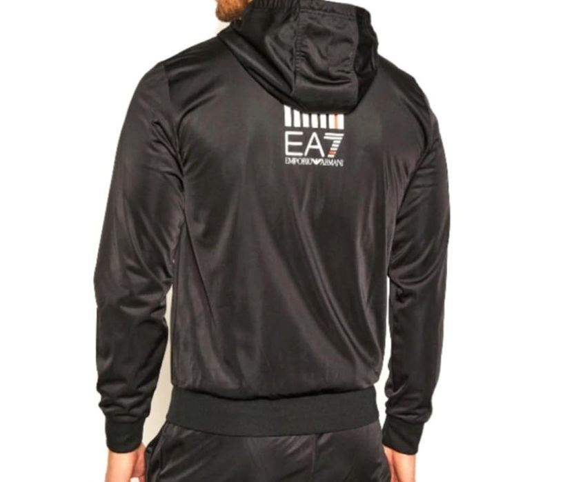 EA7 Emporio Armani