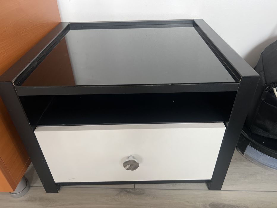 Vand dressing,comoda si 2 noptiere