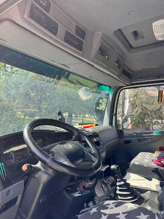 Mercedes ATEGO 818