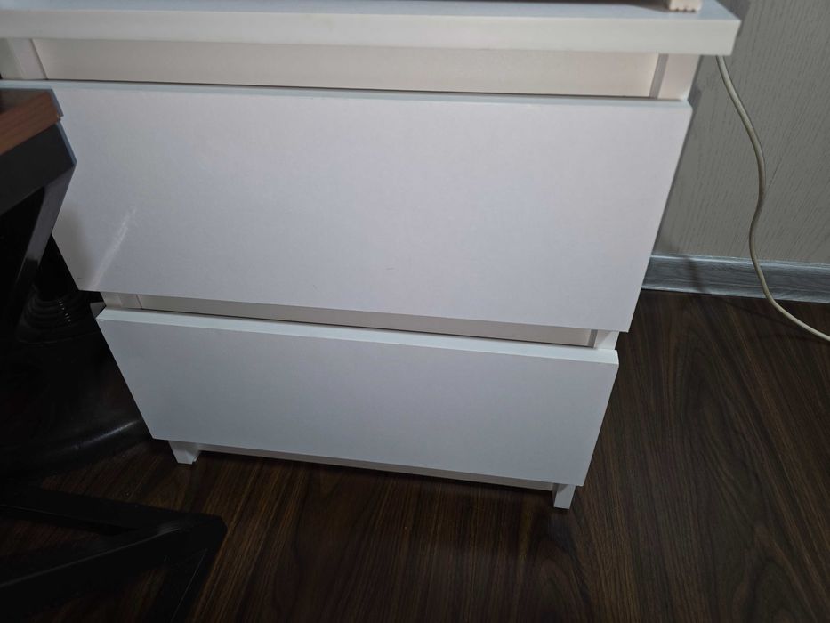 Прикроватные Тумбочки