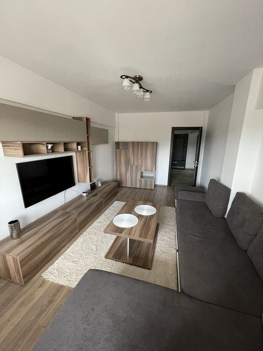 Apartament cu 2 camere de inchiriat