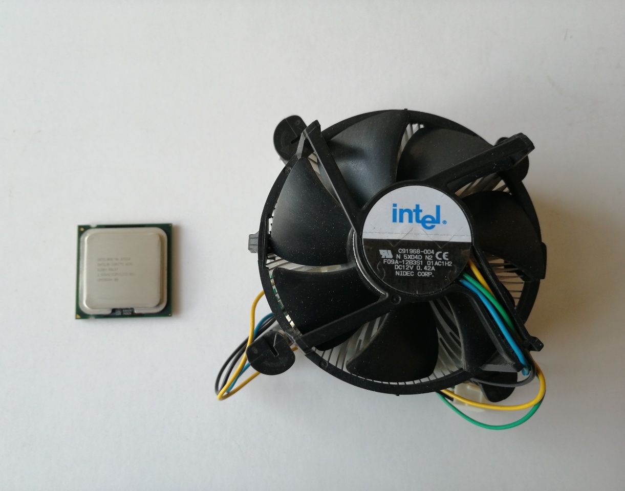 Procesor Intel Core 2 Quad Q9550, 2,83 Ghz (cooler Intel)