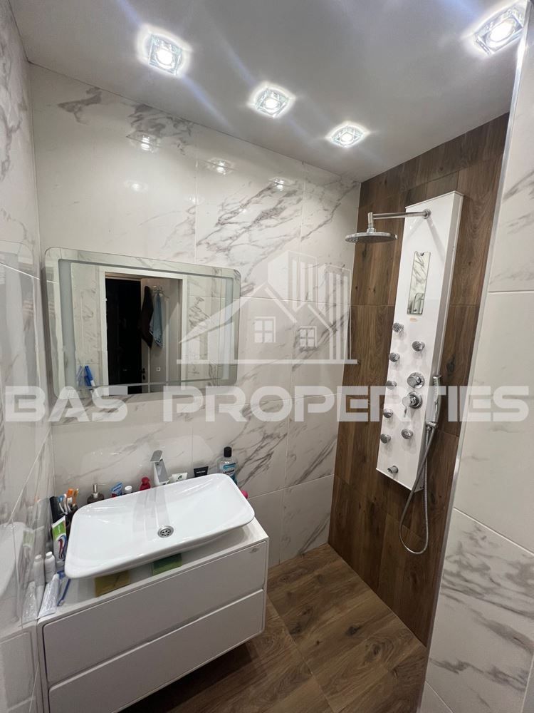 Продава се Тристаен апартамент в София, Бъкстон - 90 кв.м за 2223 €/кв.м - Снимка #9
