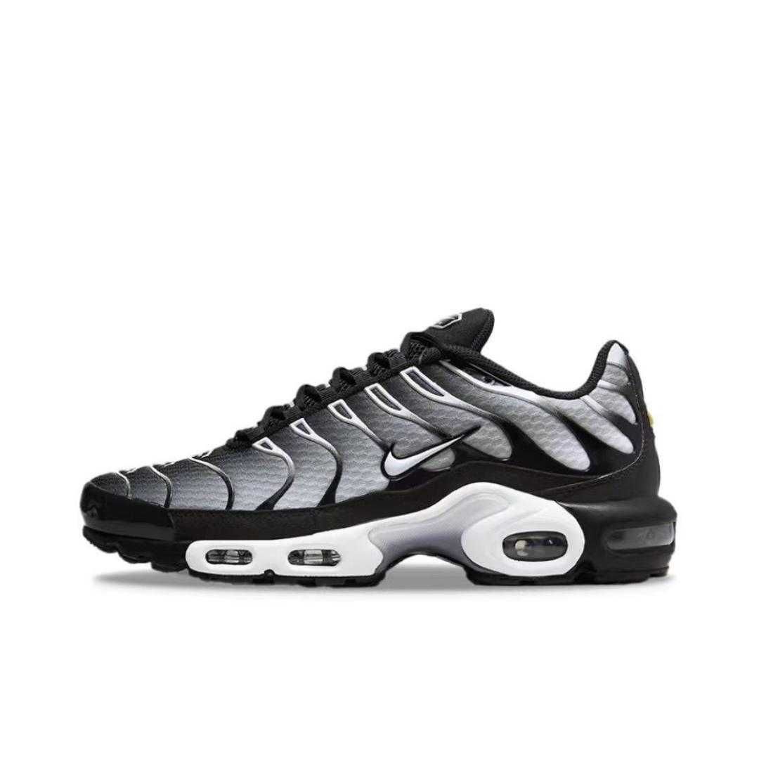 Nike Air Max Plus