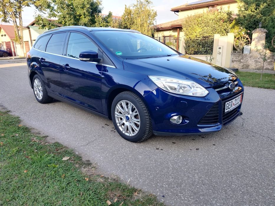 Ford Focus Titanium 2.0 Tdci cu 140 cp, an 2011 ,climatronic, incalzir