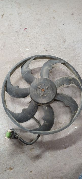 Вентелятор радиатора Хюндай туксон.