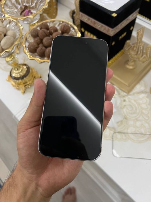 iPhone 15 Pro 256gb 90%