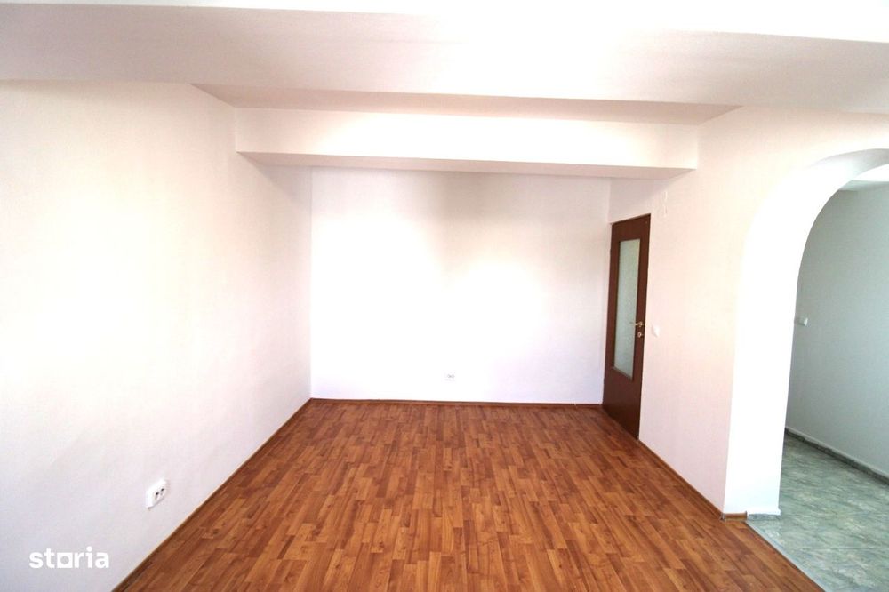 Apartament cu 2 camere in Micro 21