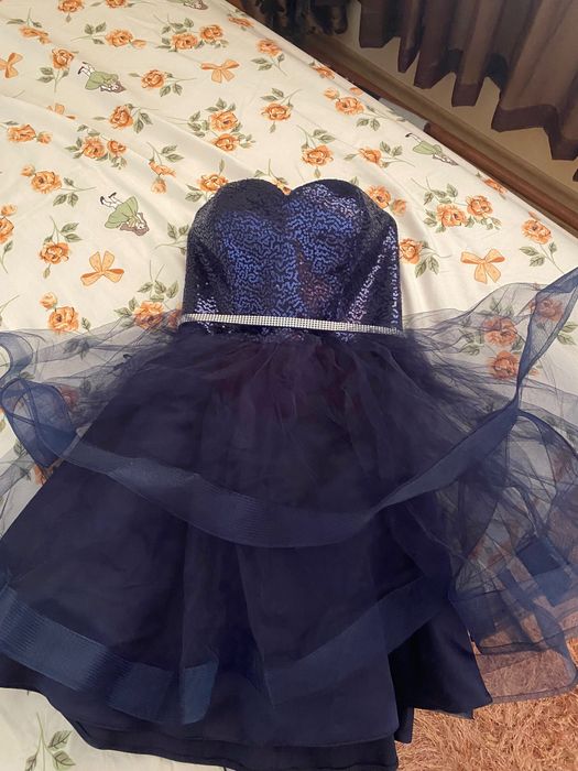 Чисто нови дрехи