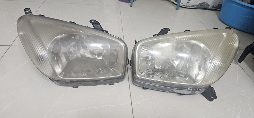 Фары Toyota  Rav4. II