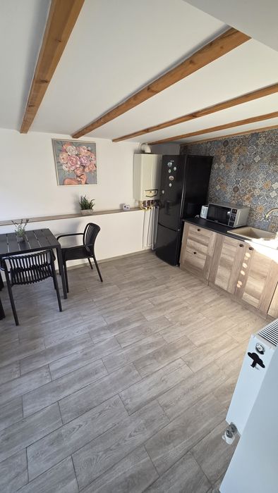 Casa de vânzare (schimb cu apartament)