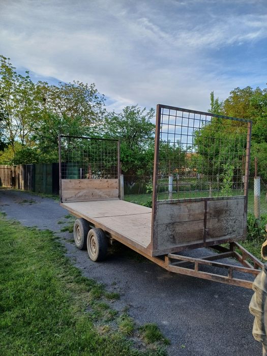 Remorcă de vânzare