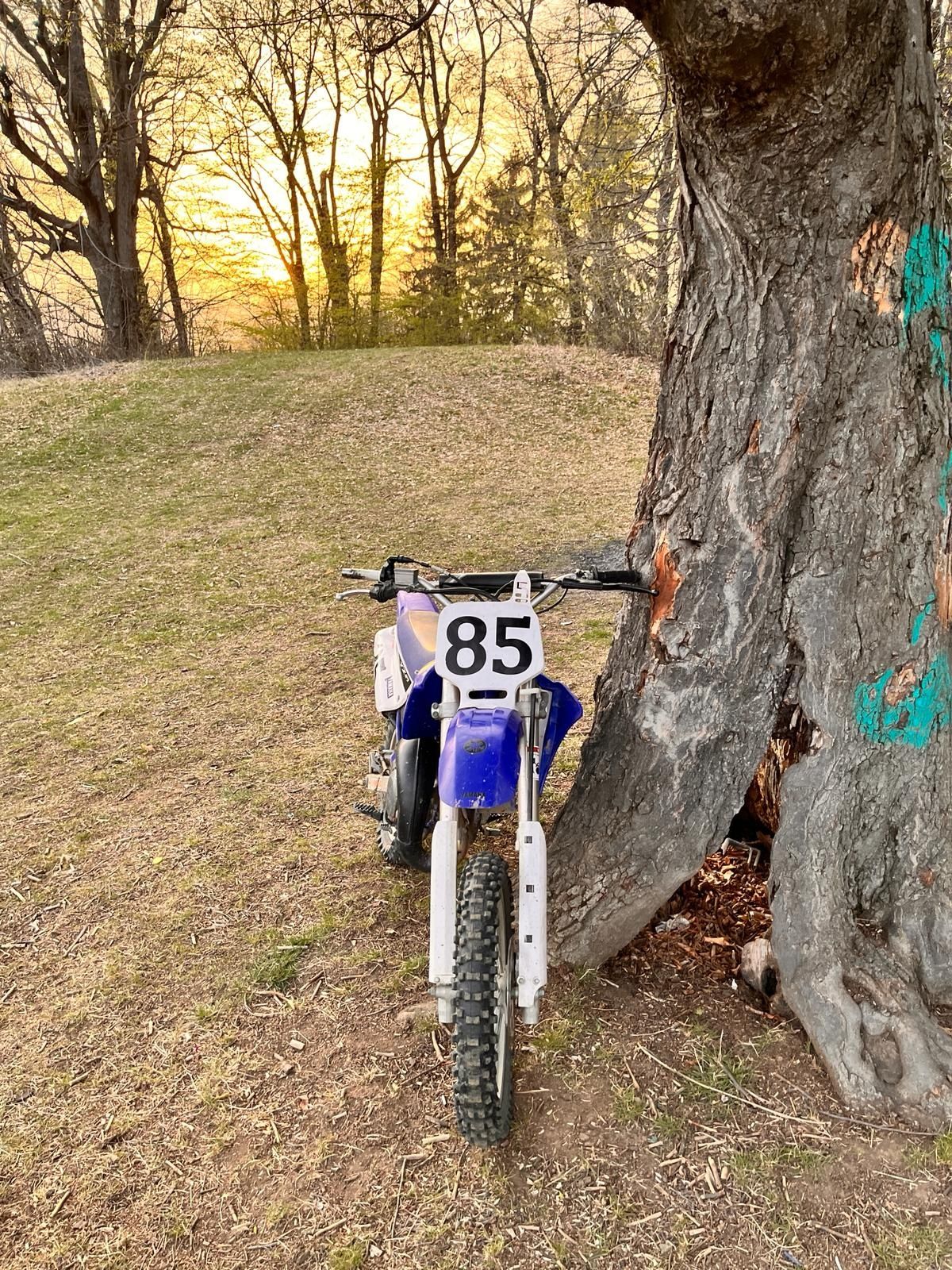 Vând Yamaha yz85