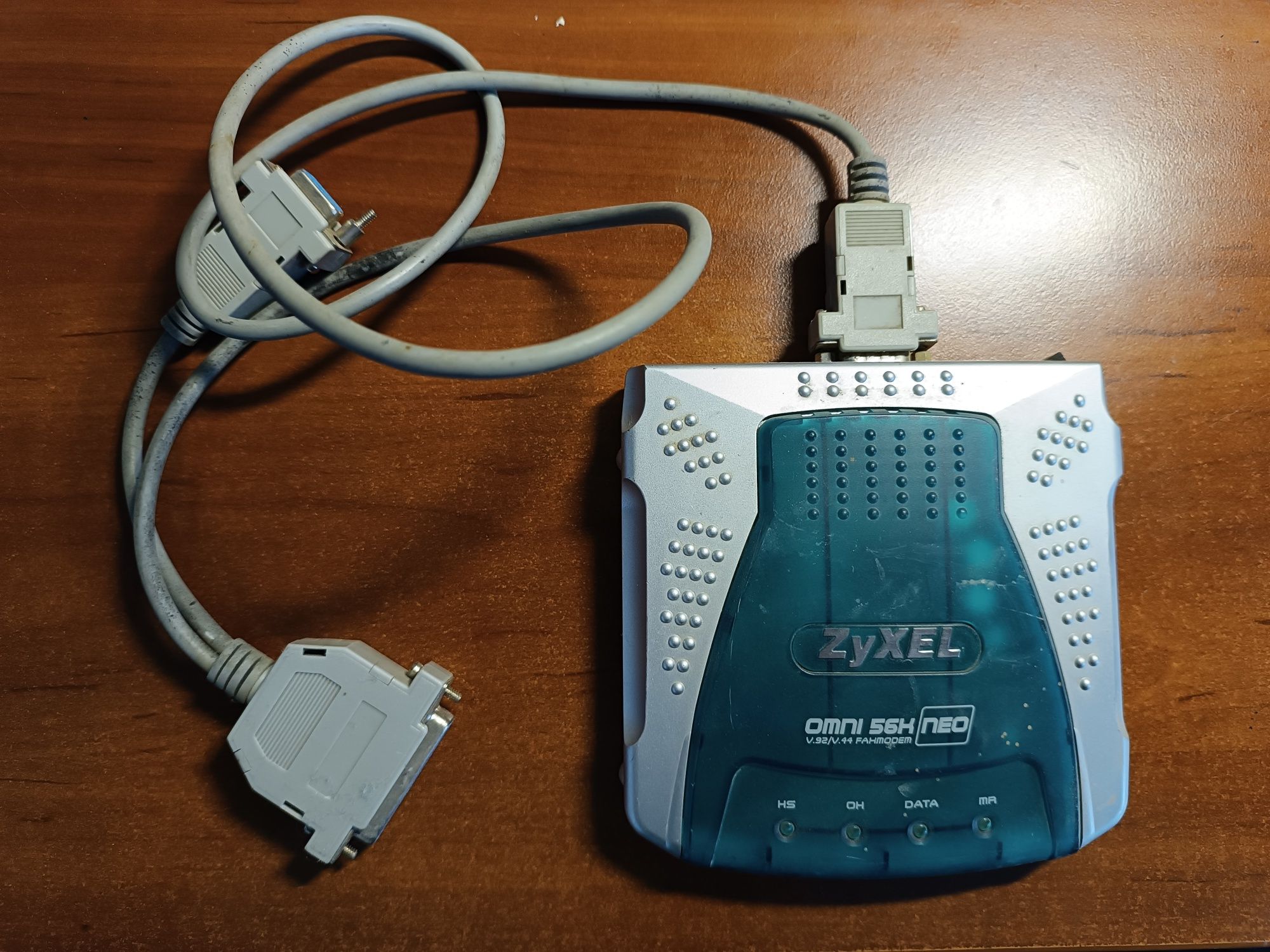 Продам модем ZyXEL OMNI 56 K NEO