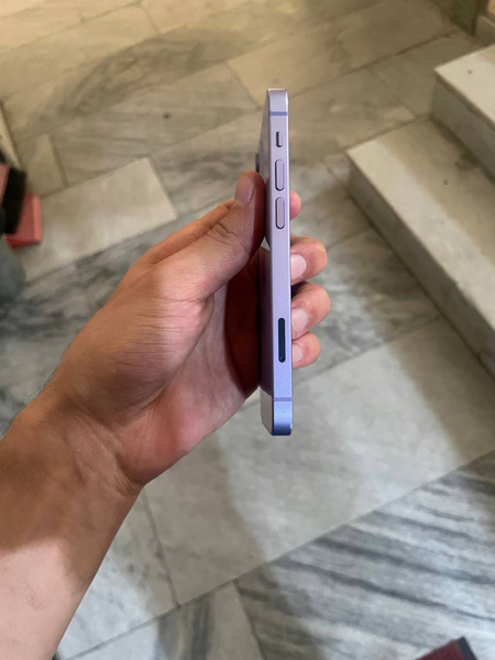 assalomu alekom iphone 12 mini sotiladi