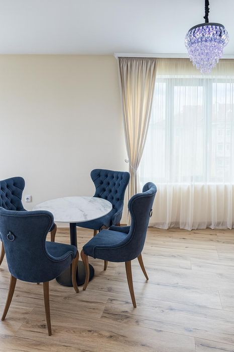 Дава се под наем Двустаен апартамент в Пловдив, Кършияка - 70 кв.м за 550 € - Снимка #2