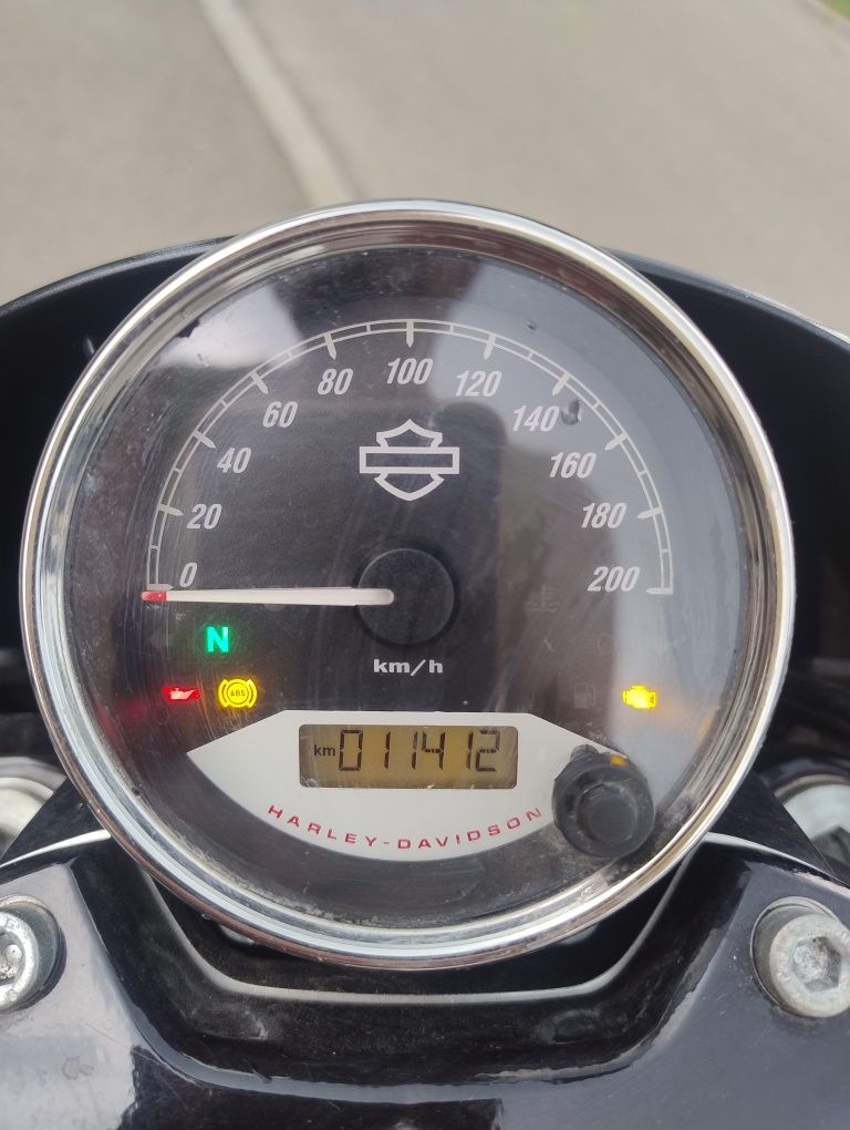 Vând Harley Davidson XG 750 Street Road