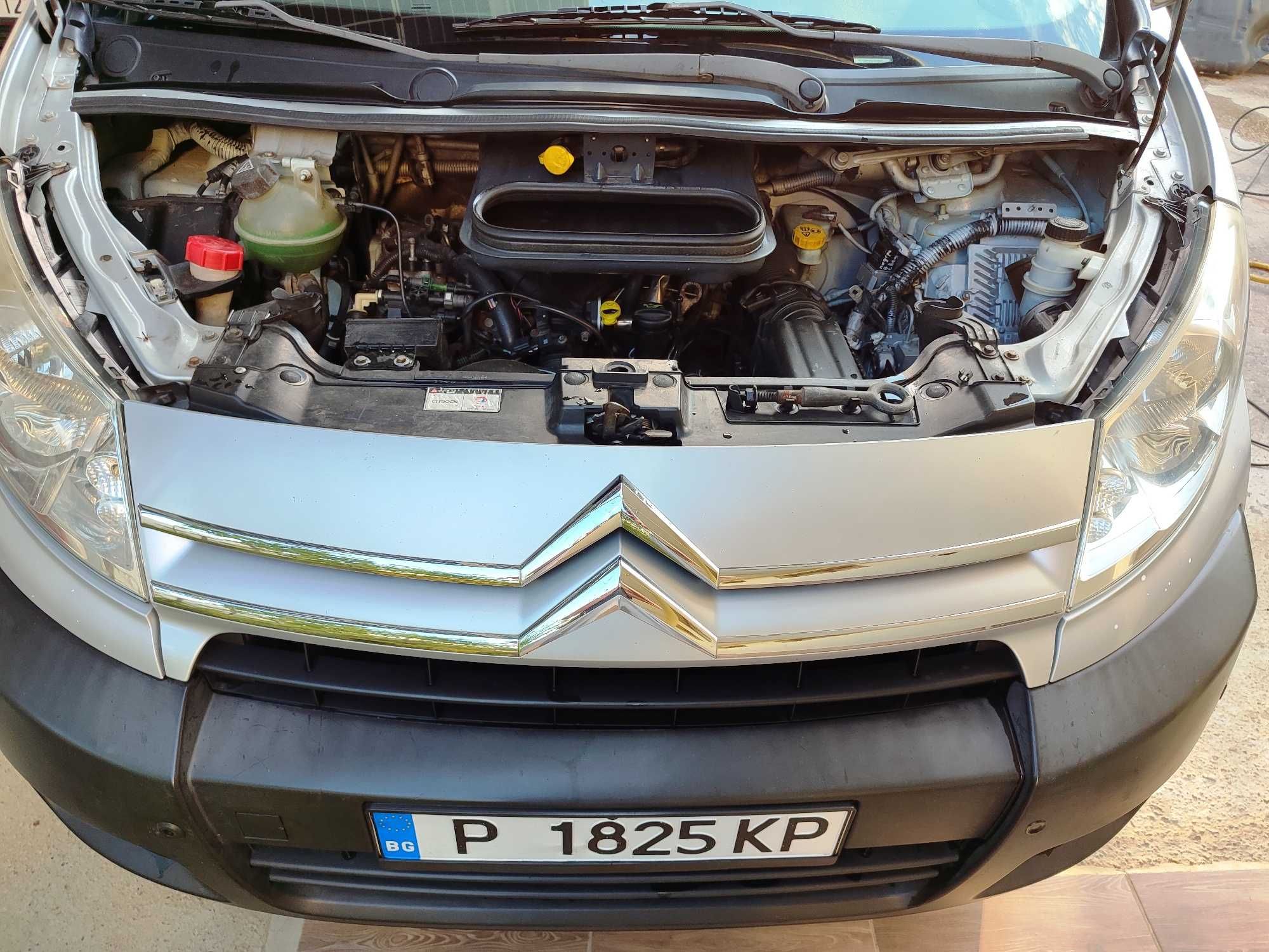 Пътнически Citroen Jumpy Джъмпи ДЪЛГА БАЗА с теглич, супер КЛИМАТРОНИК