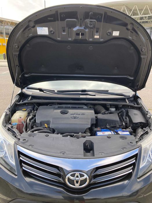 Toyota  Avensis2.0 Diesel