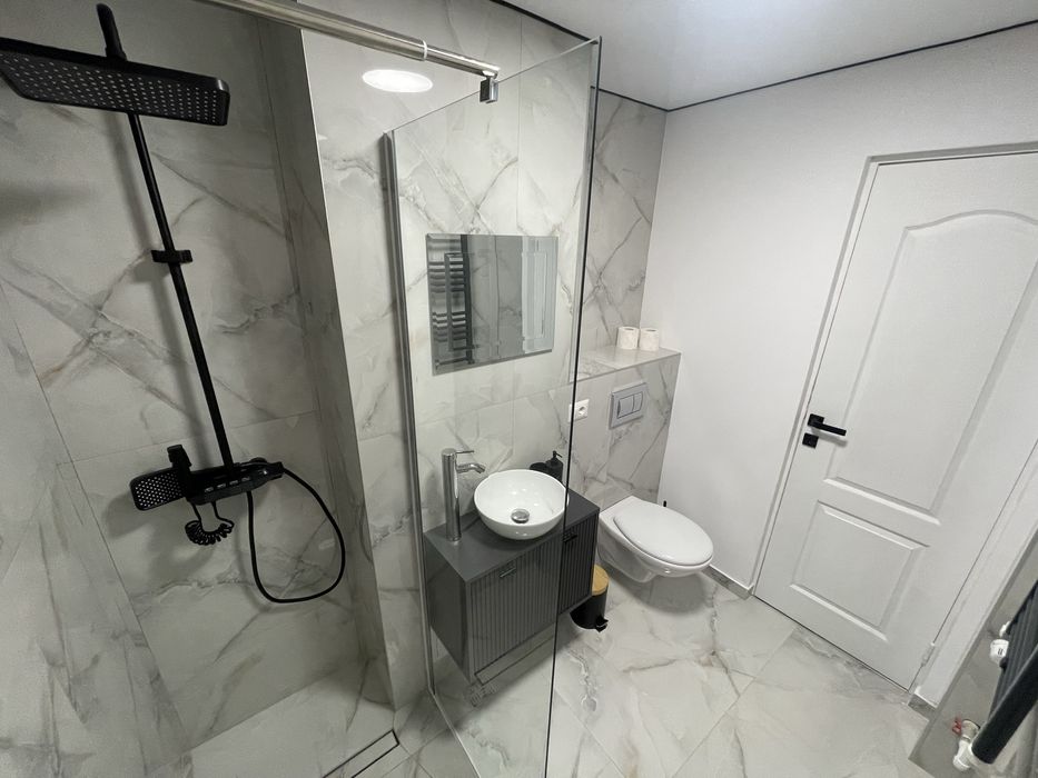 Apartament de inchiariat , parter , Primaverii!