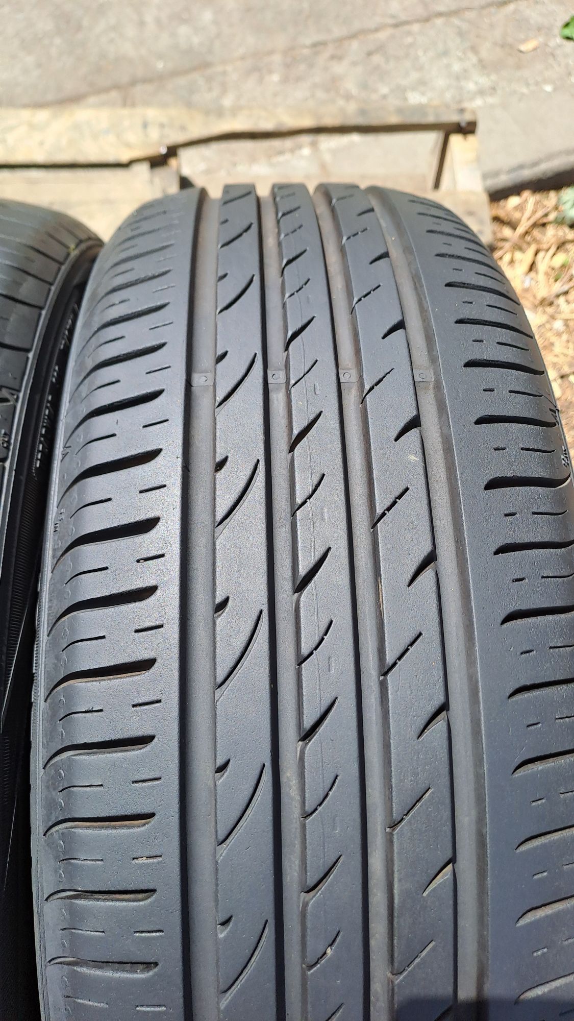 2бр. Почти Нови 195/55/16 Nexen N Blue HD PLUS