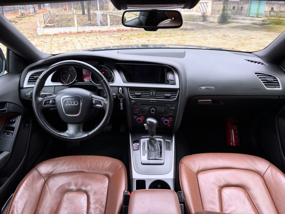 Audi A5 Coupe 2.7 Diesel 163cp 2009 Automată