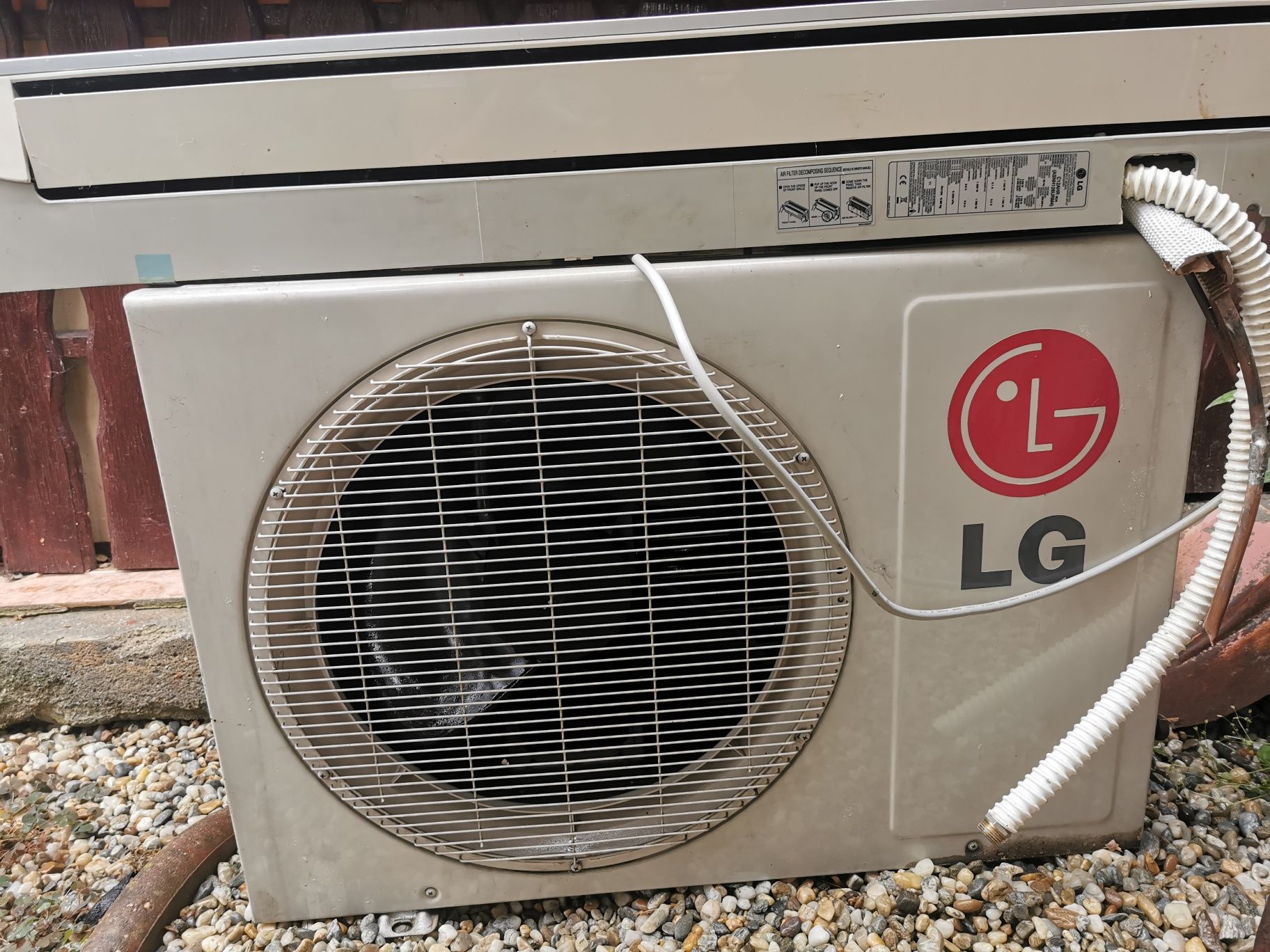 Aer condiționat LG 12000 BTU