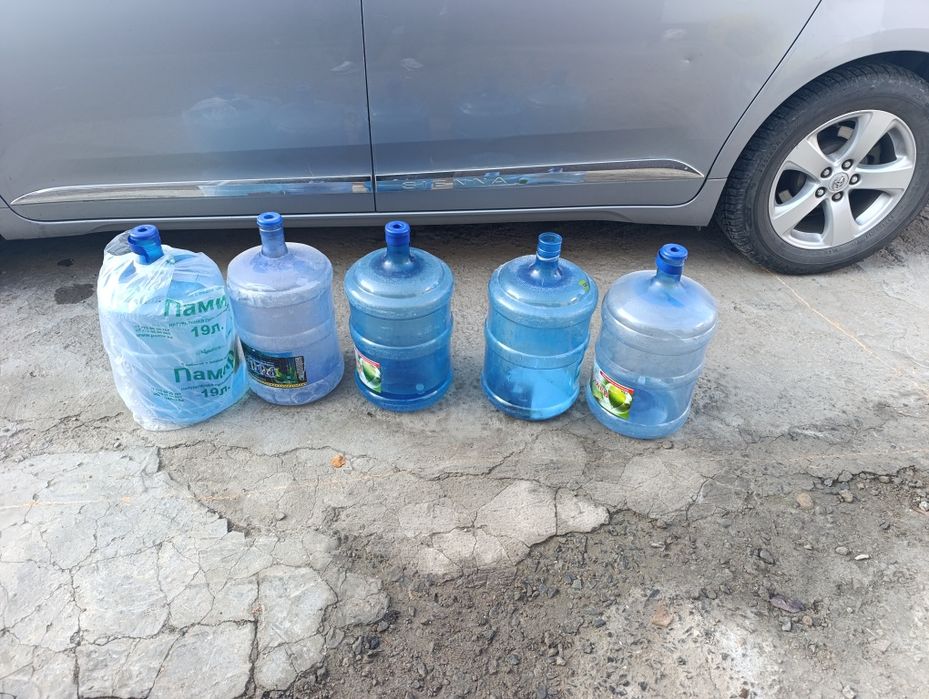 Продаются 5 боклажек 19л