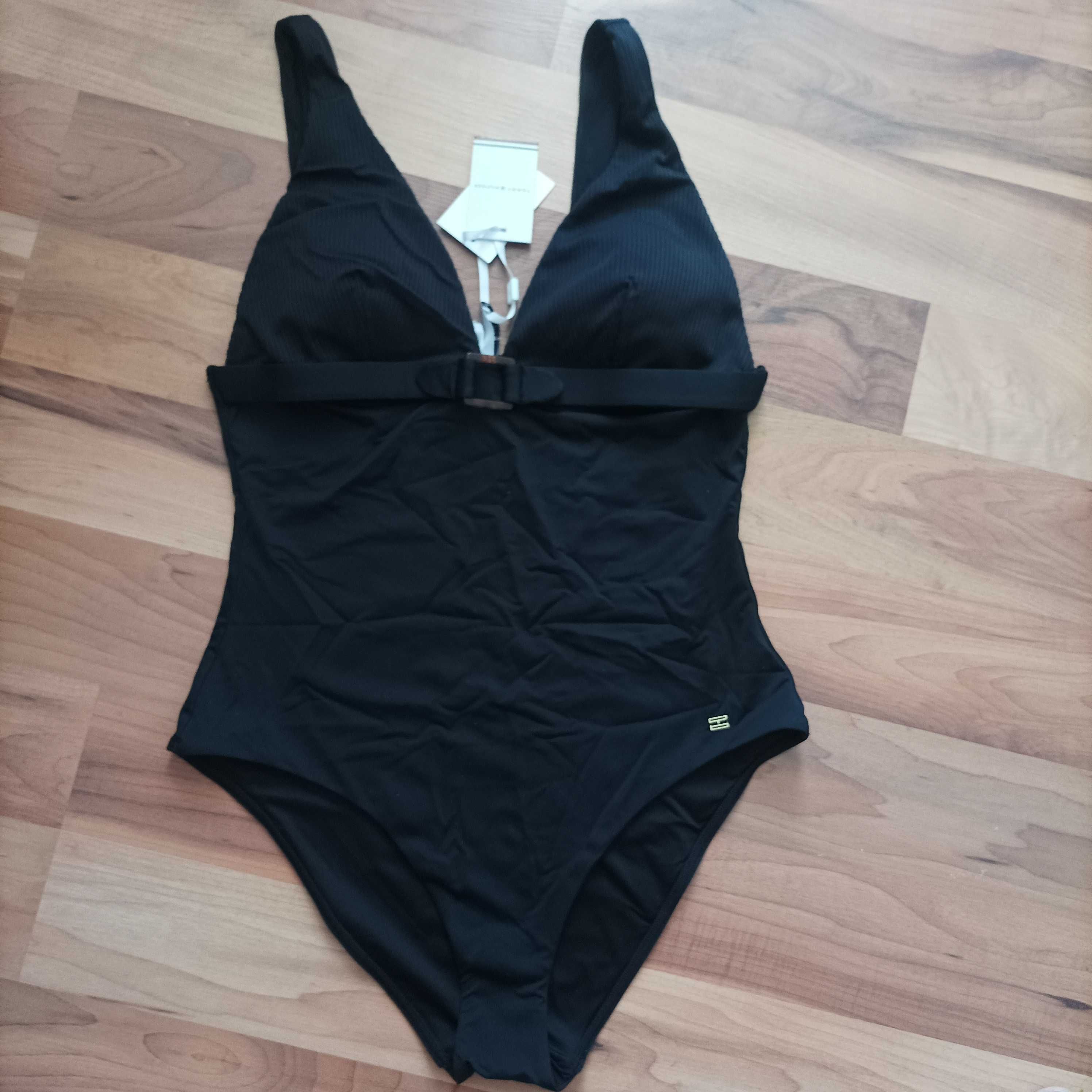 Tommy Hilfiger M/L цял бански