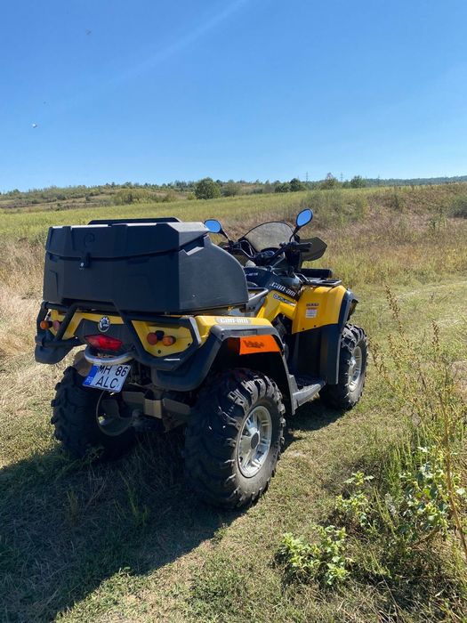 Vand ATV marca Can Am cu servo