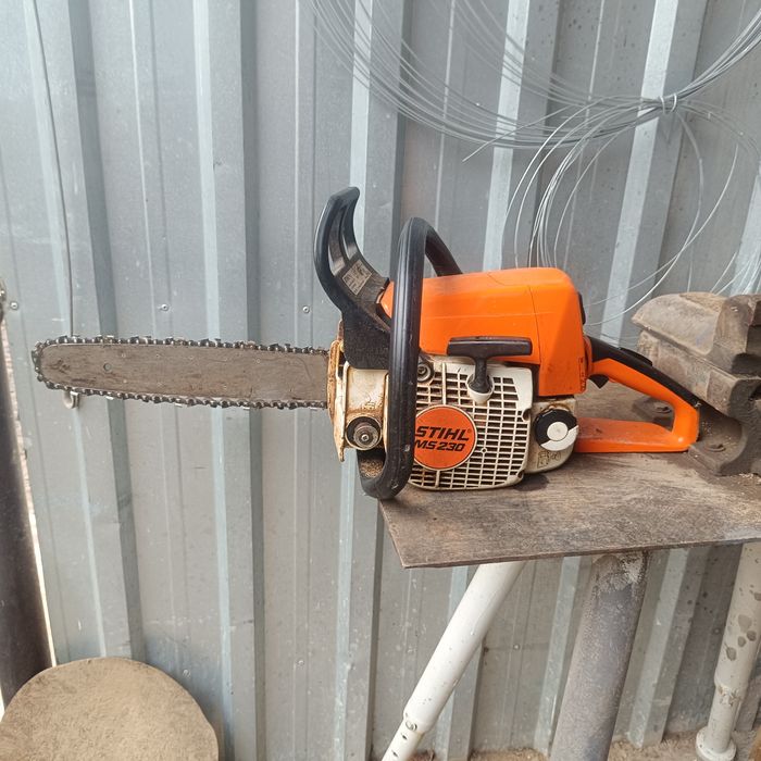 Vând drujba Stihl  ms 230