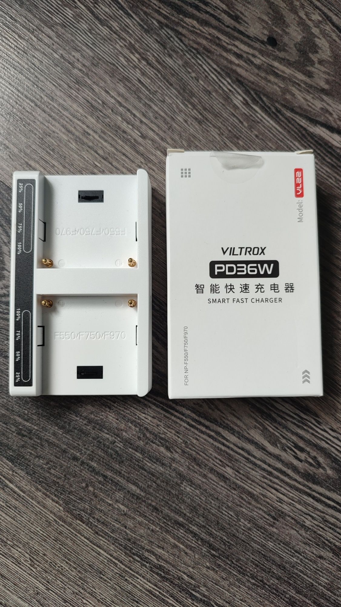 Зарядное устройство Viltrox для аккумуляторов Sony NP-F