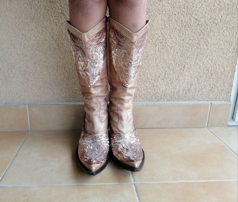 Cizme cowboy din piele cu detalii decorative