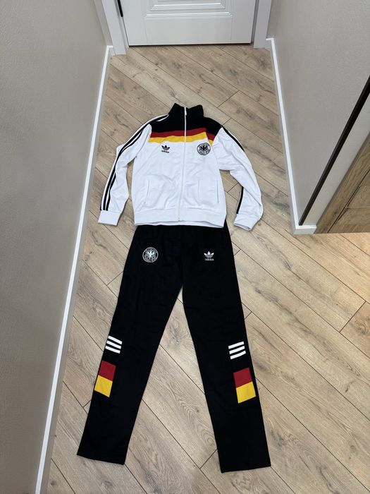 Спортивный костюм Adidas, ретро стиль