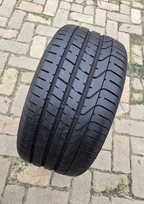 O bucată 275/35 R19 vară - una Pirelli Bridgestone